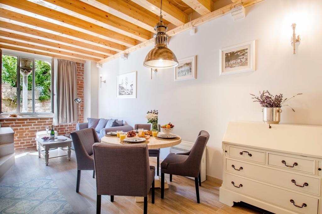 Heritage Suites Zanini Hvar Town Exterior foto