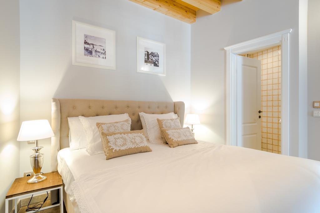 Heritage Suites Zanini Hvar Town Exterior foto